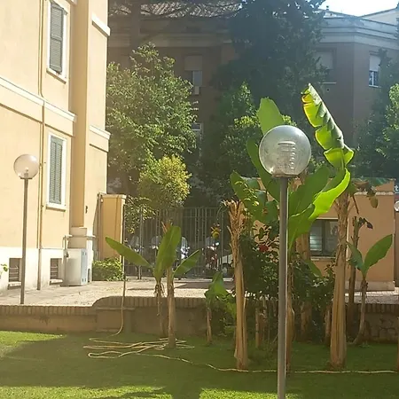 Il Regno Dei Colori דירה רומא